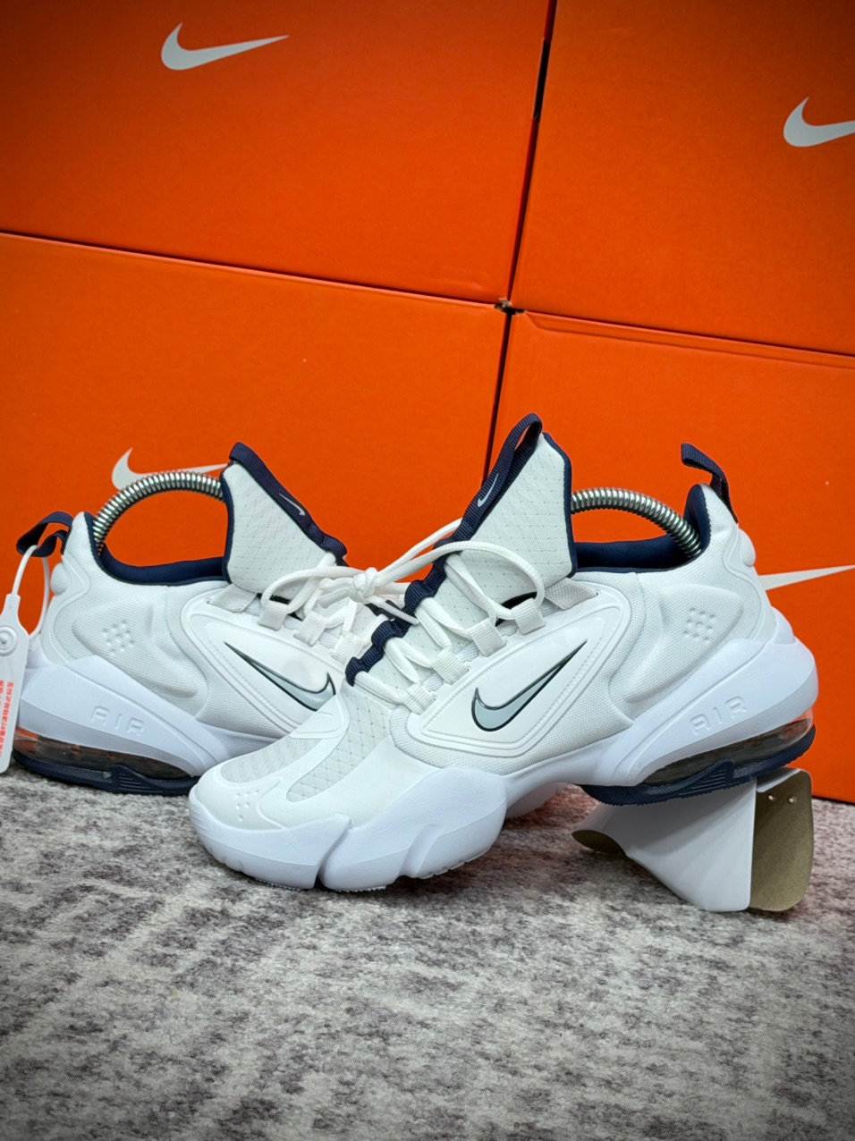 کتونی رانینگ و تمرینی نایک ایر مکس آلفا ساویج/سایز 38 الی 45/ساخت ویتنام/Nike Air Max Alpha Savage/ضمانت کالا/فروش تک و عمده