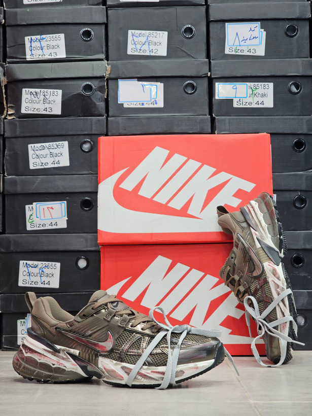 کتونی نایک وی تو کی/سایز 37 الی 45/ساخت ویتنام/Nike V2k Run/ضمانت کالا/فروش تک و عمده