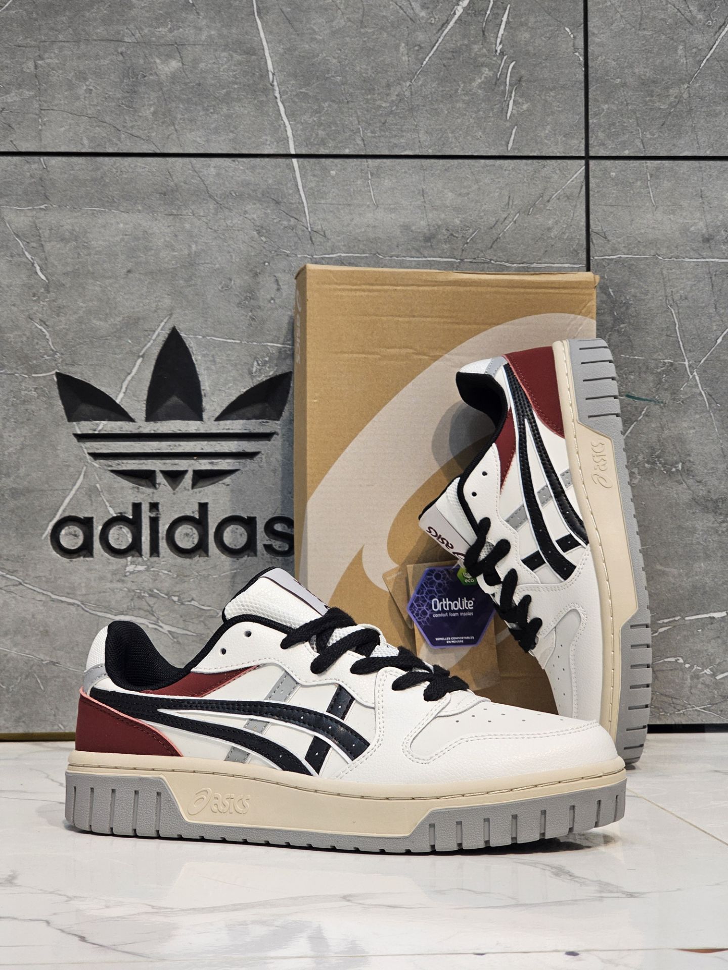 کتونی اسیکس کورت MZ 2.0/ساخت ویتنام/سایز 40الی 45/ASICS Court MZ 2.0/ضمانت کالا/فروش تک و عمده
