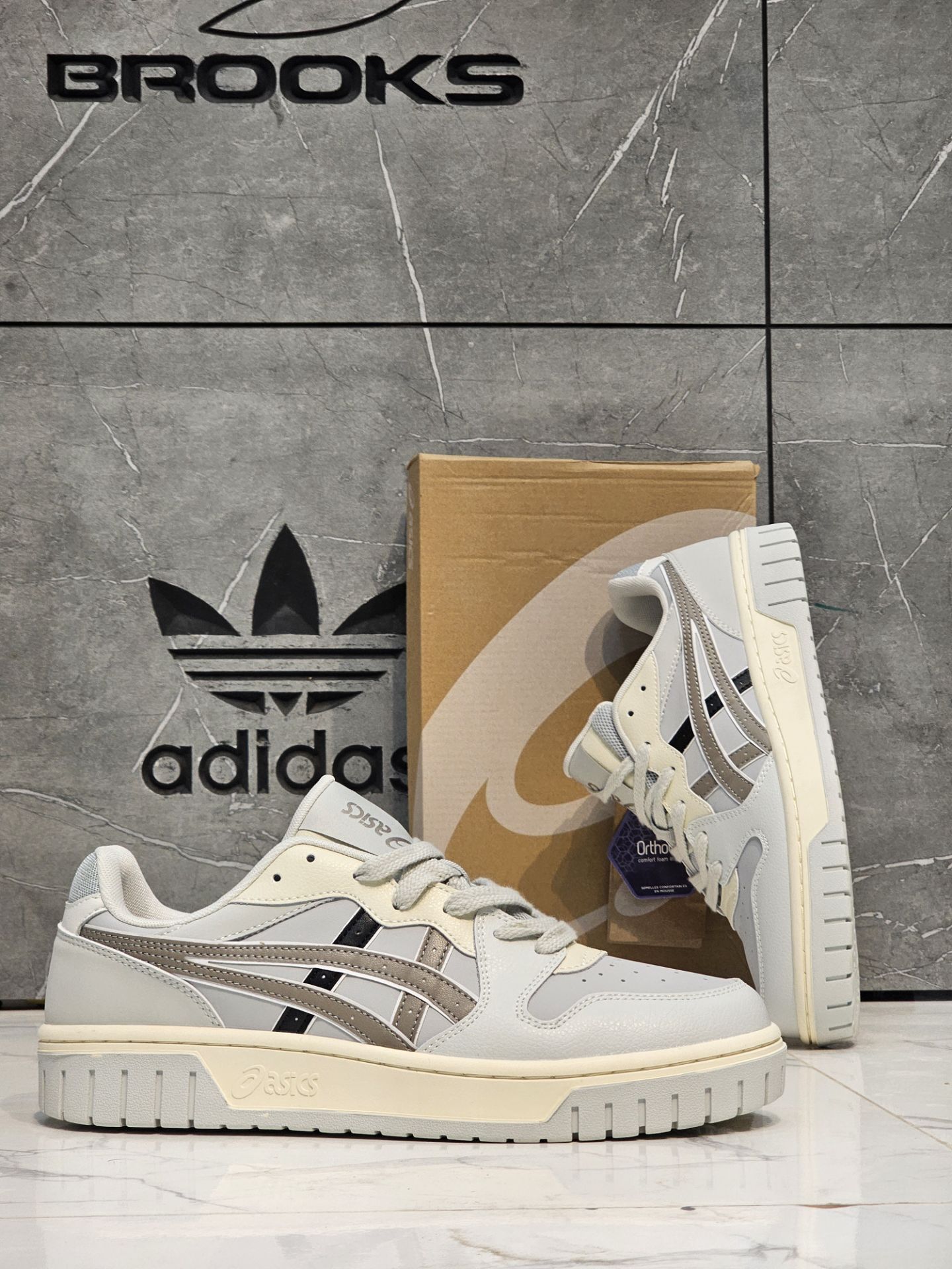 کتونی اسیکس کورت MZ 2.0/ساخت ویتنام/سایز 40الی 45/ASICS Court MZ 2.0/ضمانت کالا/فروش تک و عمده