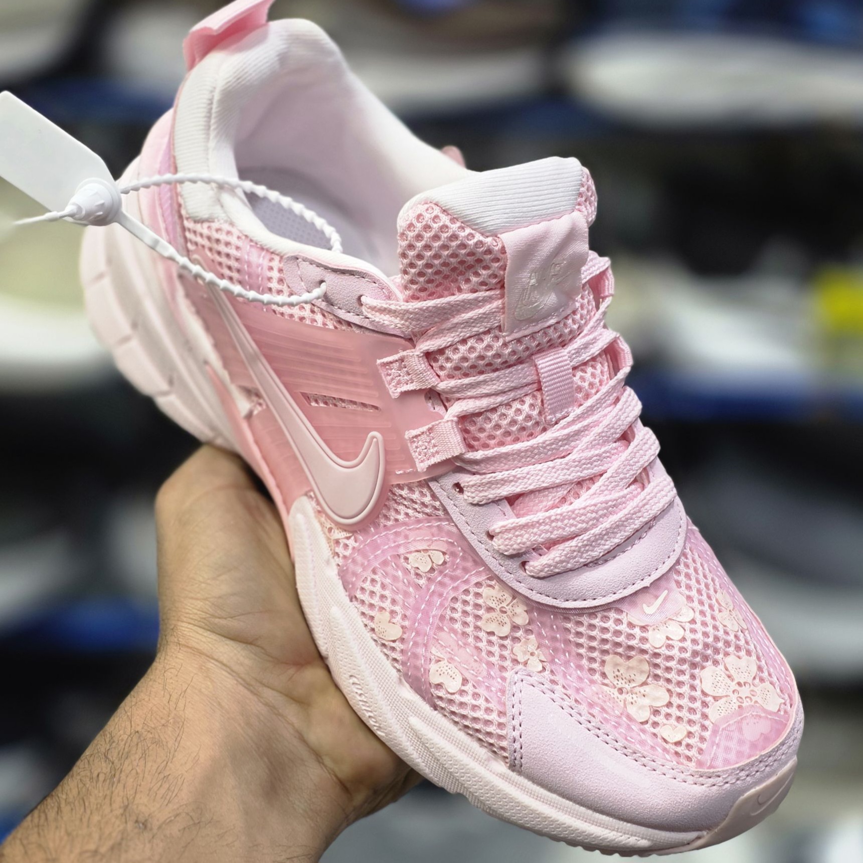 کتونی ویتنامی زنانه نایک کشلون وی تو کی | وارداتی ویتنام |  باجعبه  Nike V2k Run سایز بندی کامل 37 تا 40