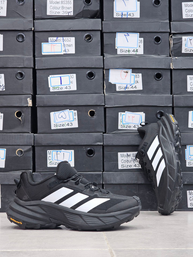 کتونی طبیعت‌گردی آدیداس ترکس گورتکس مسترکوالیتی/سایز ۴۰ الی ۴۵/ساخت ویتنام/Adidas Terrex GORE-TEX Hiking Shoes/ضمانت کالا/فروش تک و عمده