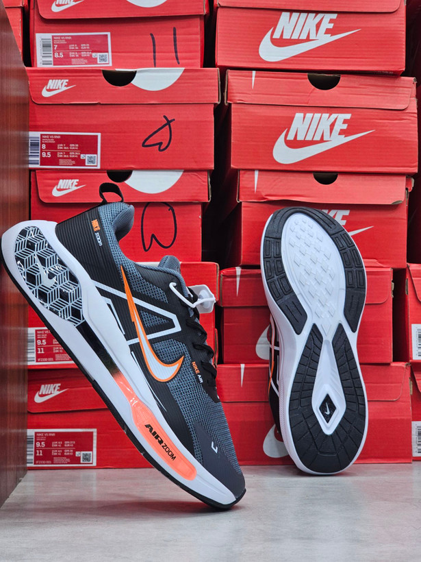 کتونی رانینگ نایک ایر زوم وینفلو 2 مسترکوالیتی/ سایز ۴۰ الی ۴۵/ساخت ویتنام/Nike Air Zoom Winflo 2 Vietnam/جعبه بارکد دار/ ضمانت کالا/فروش تک و عمده