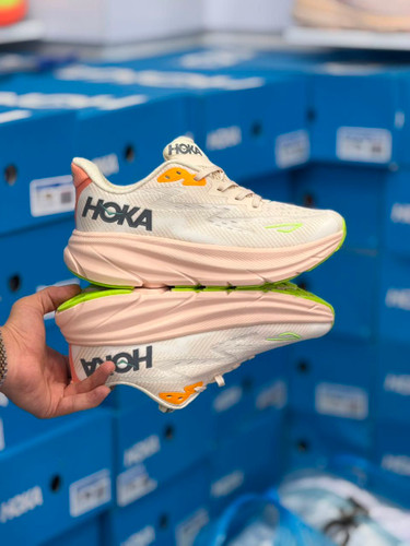 کتونی هوکا کلیفتون 9 مسترکوالیتی/Hoka Clifton 9/سایز 40 تا 45/ساخت ویتنام/ضمانت کالا/فروش تک و عمده