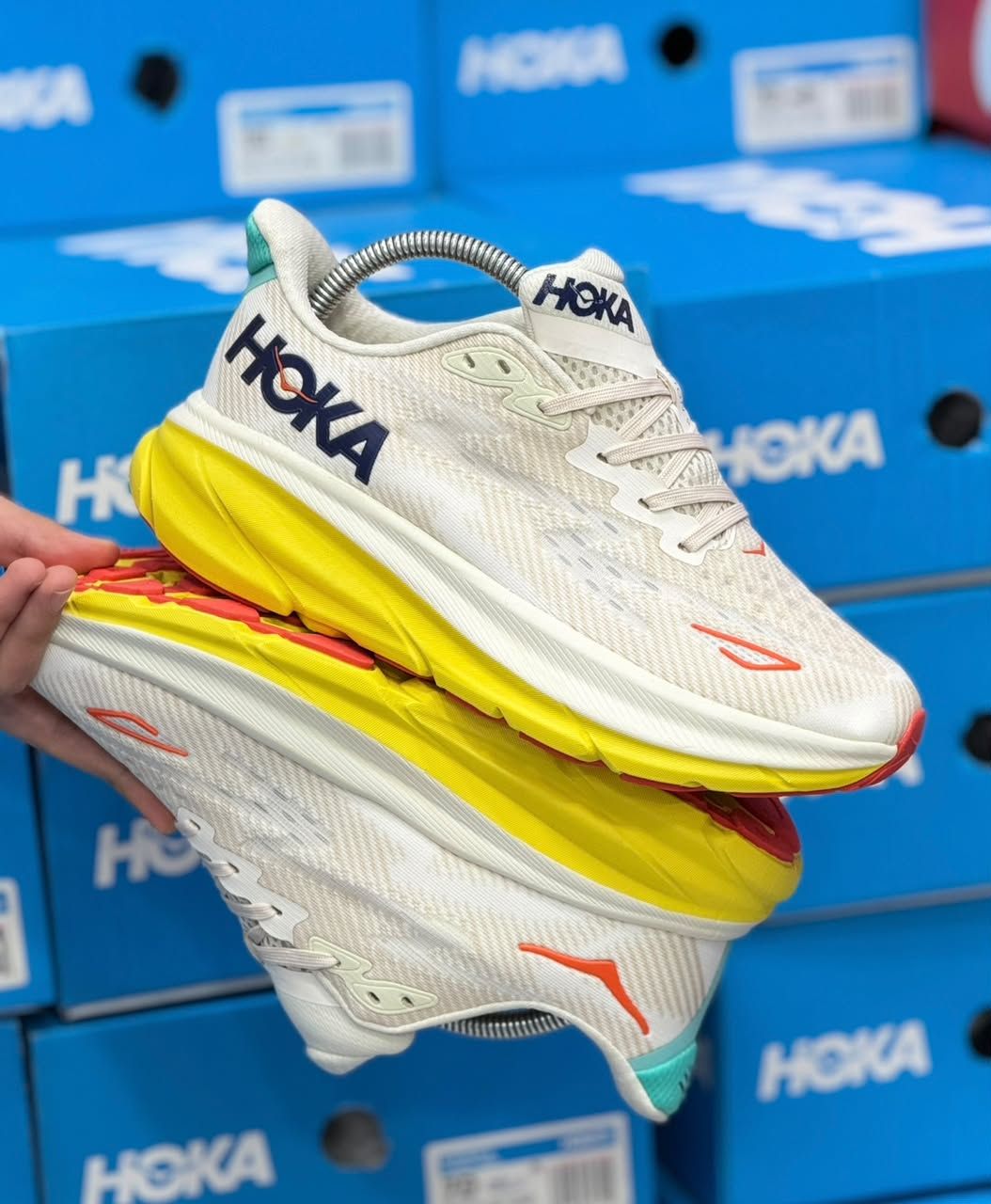کتونی هوکا کلیفتون 9 مسترکوالیتی/Hoka Clifton 9/سایز 40 تا 45/ساخت ویتنام/ضمانت کالا/فروش تک و عمده