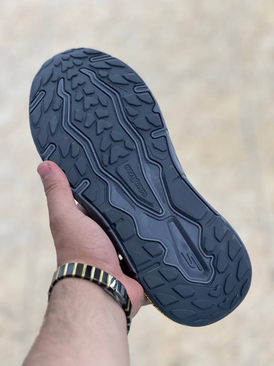 کتونی طبی مردانه اسکیچرز بدون بند/Skechers Slip Ins/سایز۴۰ الی ۴۵/ ساخت ویتنام/ضمانت کالا/فروش تک و عمده