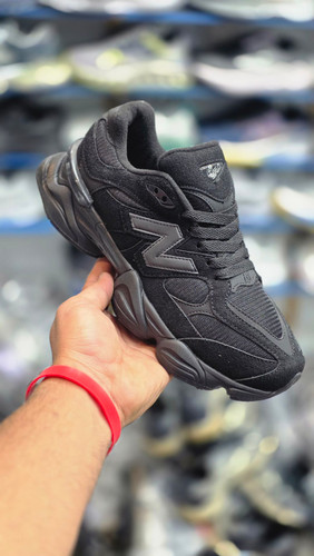 کتونی مسترکوالیتی نیوبالانس ۹۰۶۰/ساخت ویتنام/سایز 40/ Newbalance 9060/ضمانت اصالت کالا/فروش به صورت تک و عمده