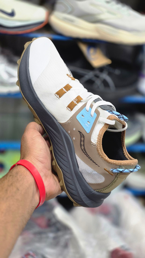 کتونی رانینگ و تریل ساکونی اندورفین ریفت مسترکوالیتی/سایز ۴۰ الی ۴۵/ساخت ویتنام/Saucony Endorphin Rift/ضمانت کالا/فروش تک و عمده