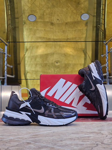 کتونی نایک وی تو کی/سایز ۳۷ الی ۴۵/ساخت ویتنام/Nike V2k Run/ضمانت کالا/فروش تک و عمده