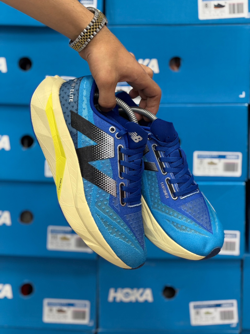 کتونی رانینگ نیوبالانس فیول‌سل ریبل V4 مسترکوالیتی/سایز 40 الی 45/ساخت ویتنام/New Balance FuelCell Rebel v4/ضمانت کالا/فروش تک و عمده