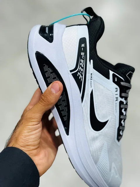 کتونی رانینگ نایک ایر زوم وینفلو 2 مسترکوالیتی/ سایز ۴۰ الی ۴۵/ساخت ویتنام/Nike Air Zoom Winflo 2 Vietnam/جعبه بارکد دار/ ضمانت کالا/فروش تک و عمده