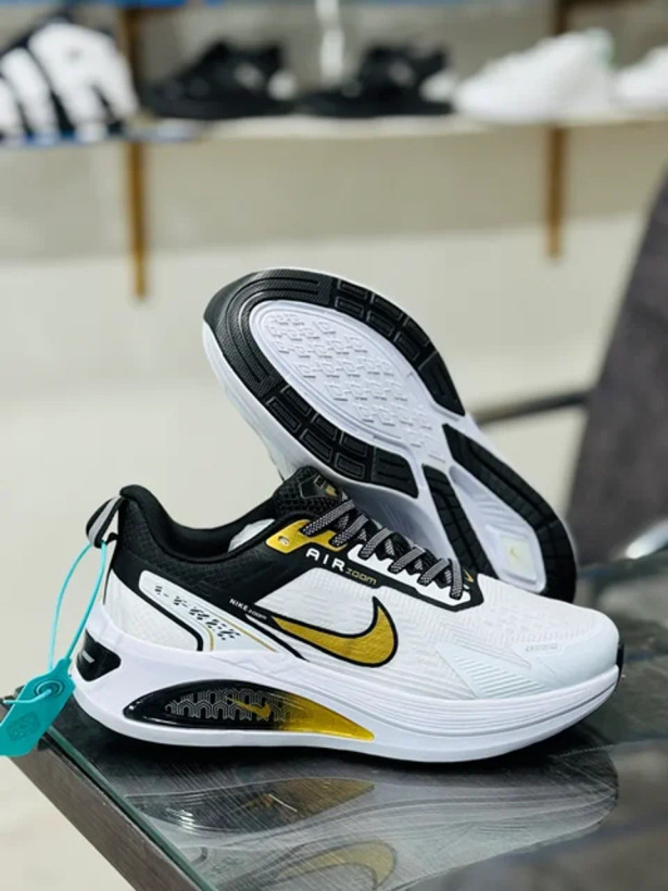 کتونی رانینگ نایک ایر زوم وینفلو 2 مسترکوالیتی/ سایز ۴۰ الی ۴۵/ساخت ویتنام/Nike Air Zoom Winflo 2 Vietnam/جعبه بارکد دار/ ضمانت کالا/فروش تک و عمده