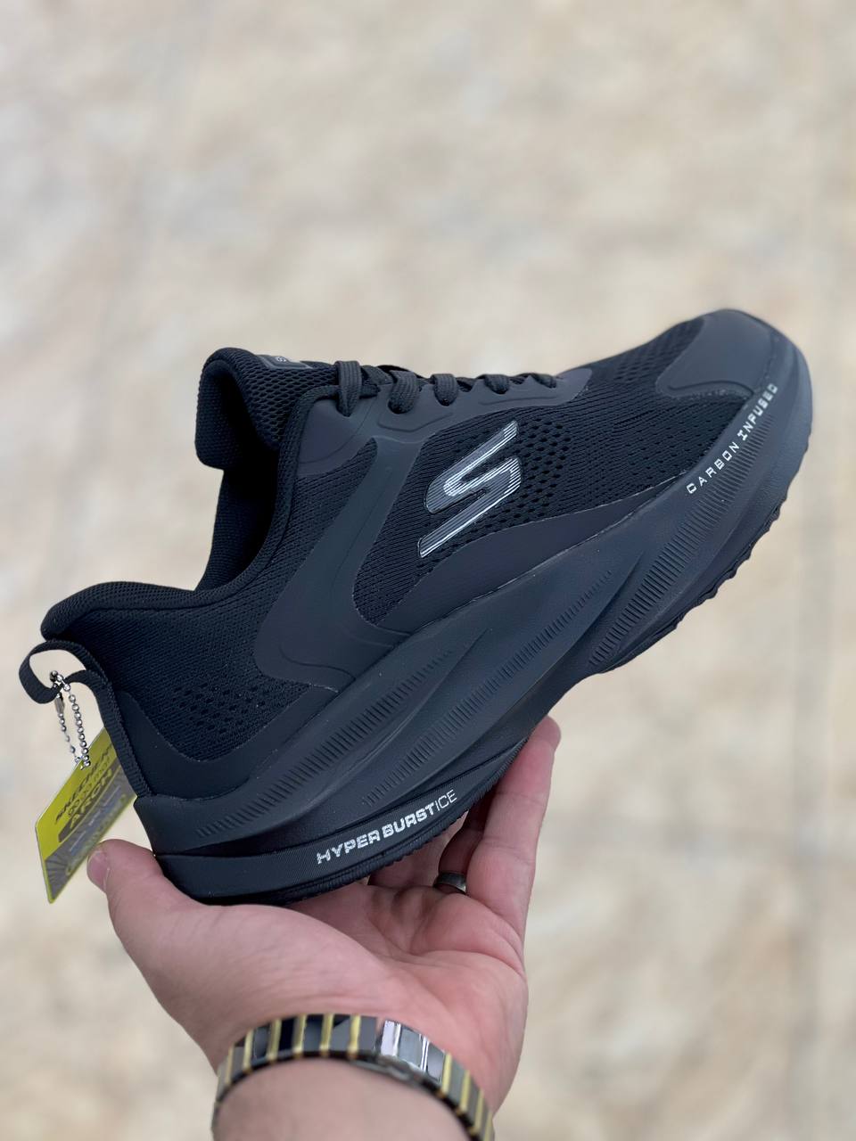 کتونی مسترکوالیتی اسکیچرز هایپربرست کربن/Skechers Men's Hyperburst Carbon/ساخت ویتنام/سایزبندی ۴۰ الی ۴۵/ضمانت کالا/فروش به صورت تک و عمده