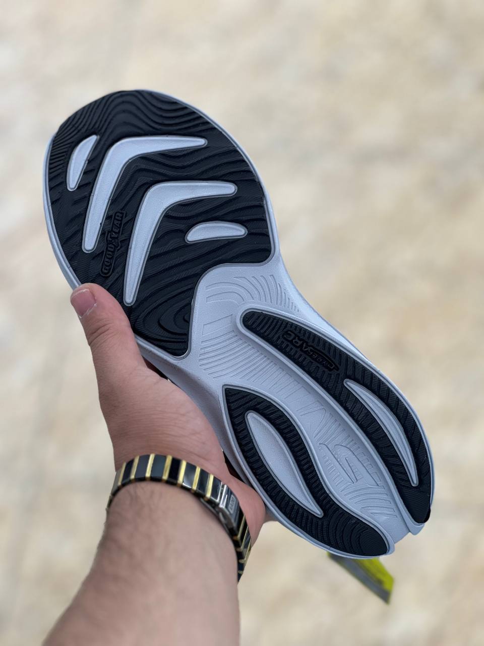 کتونی مسترکوالیتی اسکیچرز هایپربرست کربن/Skechers Men's Hyperburst Carbon/ساخت ویتنام/سایزبندی ۴۰ الی ۴۵/ضمانت کالا/فروش به صورت تک و عمده
