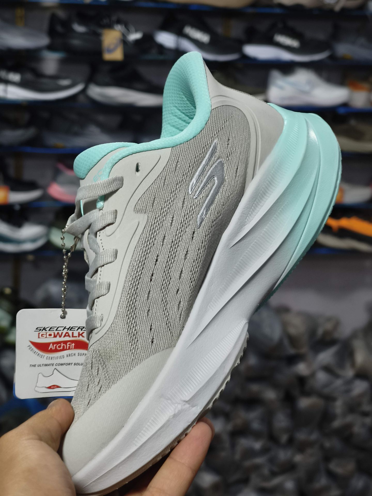 کتونی مسترکوالیتی اسکیچرز هایپربرست کربن/Skechers Hyperburst Carbon/ساخت ویتنام/سایزبندی 37 الی 4۰/ضمانت کالا/فروش به صورت تک و عمده