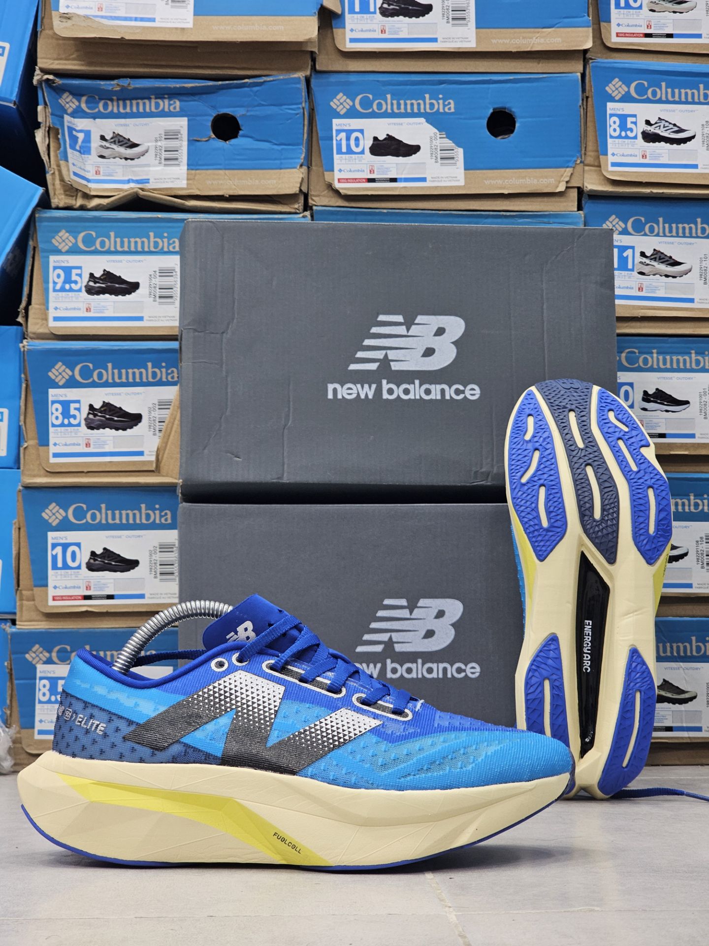 کتونی رانینگ نیوبالانس فیول‌سل ریبل V4 مسترکوالیتی/سایز 40 الی 45/ساخت ویتنام/New Balance FuelCell Rebel v4/ضمانت کالا/فروش تک و عمده