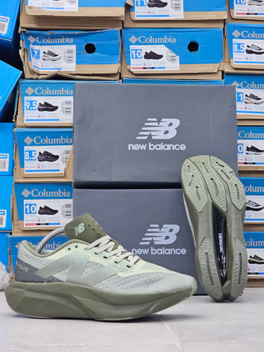 کتونی رانینگ نیوبالانس فیولسل ریبل V4 مسترکوالیتی/سایز 40 الی 45/ساخت ویتنام/New Balance FuelCell Rebel v4/ضمانت کالا/فروش تک و عمده