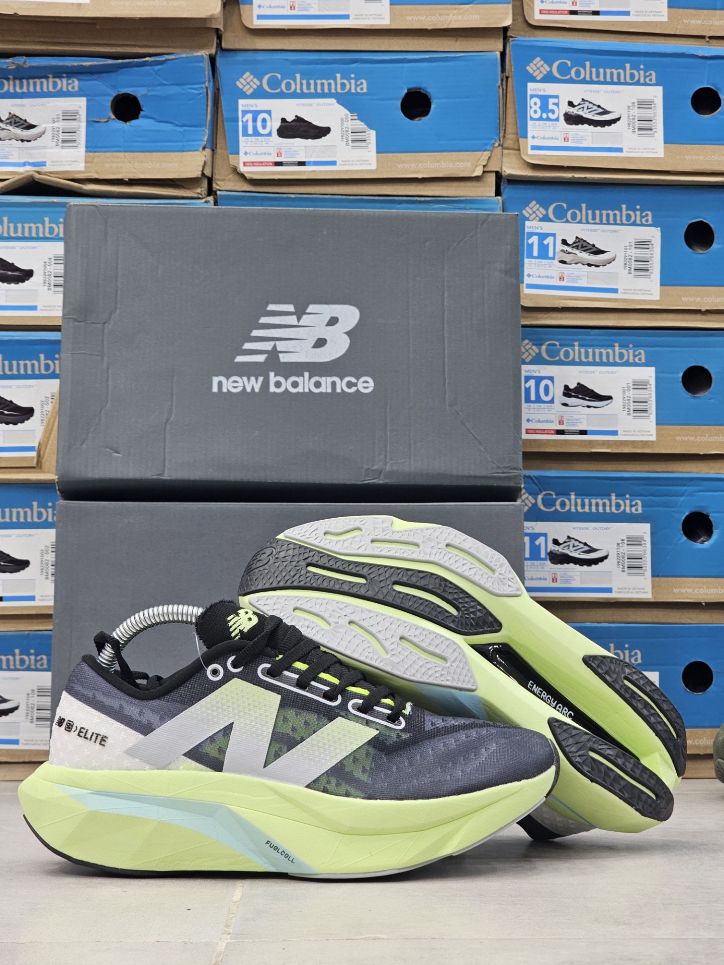 کتونی رانینگ نیوبالانس فیولسل ریبل V4 مسترکوالیتی/سایز 40 الی 45/ساخت ویتنام/New Balance FuelCell Rebel v4/ضمانت کالا/فروش تک و عمده