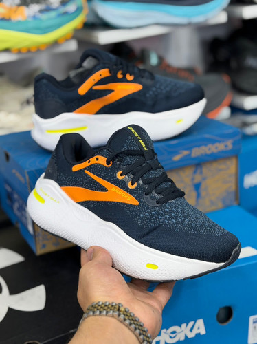 کتونی بروکس گاست مکس مسترکوالیتی/سایز ۳۶ الی ۴۵/ساخت ویتنام/Brooks Ghost Max/ضمانت کالا/فروش تک و عمده