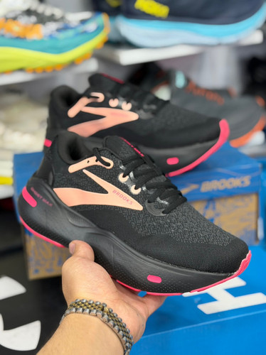 کتونی بروکس گاست مکس مسترکوالیتی/سایز ۳۶ الی ۴۵/ساخت ویتنام/Brooks Ghost Max/ضمانت کالا/فروش تک و عمده