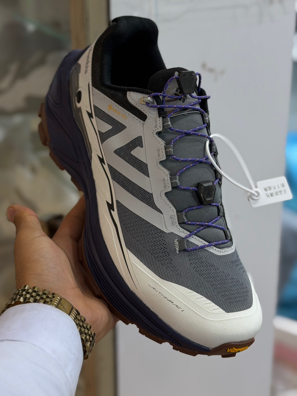 کتونی طبیعت‌گردی کلمبیا ضدآب مسترکوالیتی/ساخت ویتنام/سایز ۴۰ الی ۴۵/Columbia OutDry Waterproof Hiking Shoes/ضمانت کالا/فروش تک و عمده