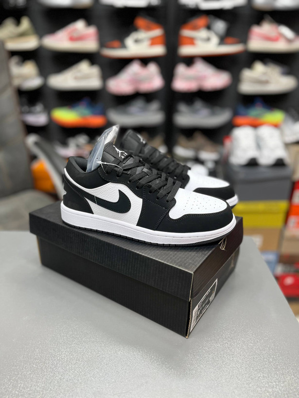کتونی نایک ایر جردن 1 مسترکوالیتی/سایز ۴۰ الی ۴۵/ساخت ویتنام/Nike Air Jordan ۱/ضمانت کالا/فروش تک و عمده