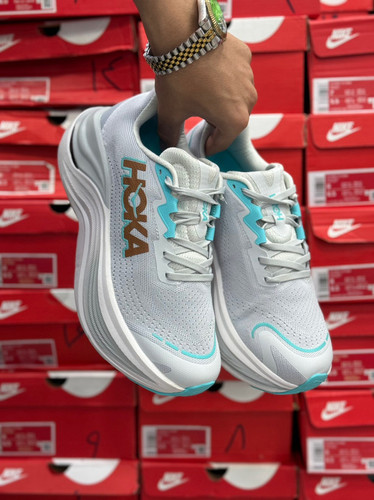 کتونی رانینگ هوکا اسکای وارد ایکس مسترکوالیتی/سایز ۴۰ الی 45/ساخت ویتنام/HOKA Skyward X Vietnam/ضمانت کالا/فروش تک و عمده
