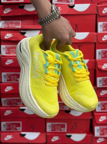 کتونی رانینگ هوکا اسکای وارد ایکس مسترکوالیتی/سایز ۴۰ الی 45/ساخت ویتنام/HOKA Skyward X Vietnam/ضمانت کالا/فروش تک و عمده