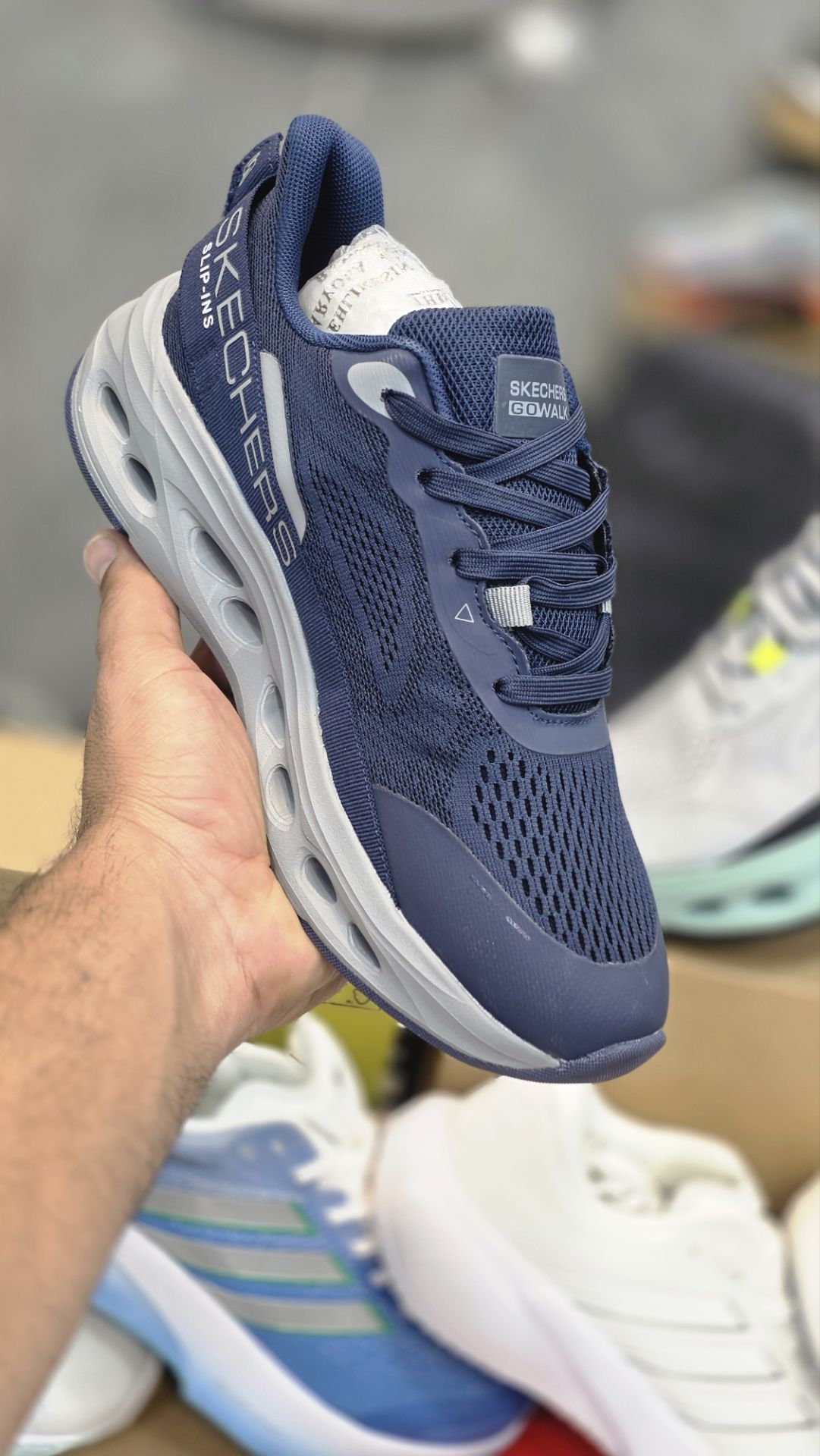 کتونی اسکیچرز اسلیپ/Skechers Slip Ins/سایز۴۰ الی ۴۵/ ساخت ویتنام/ضمانت کالا/فروش تک و عمده