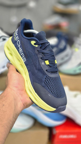 کتونی اسکیچرز اسلیپ/Skechers Slip Ins/سایز۴۰ الی ۴۵/ ساخت ویتنام/ضمانت کالا/فروش تک و عمده