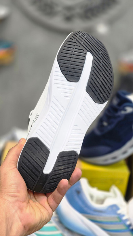 کتونی اسکیچرز اسلیپ/Skechers Slip Ins/سایز۴۰ الی ۴۵/ ساخت ویتنام/ضمانت کالا/فروش تک و عمده