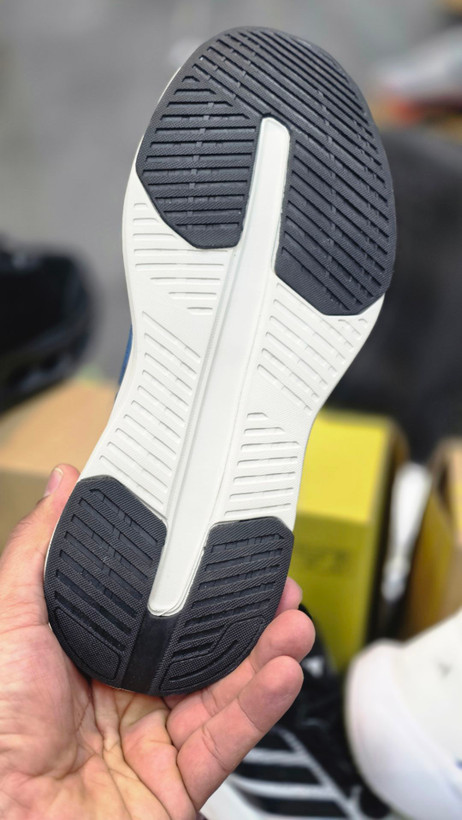 کتونی اسکیچرز اسلیپ/Skechers Slip Ins/سایز۴۰ الی ۴۵/ ساخت ویتنام/ضمانت کالا/فروش تک و عمده