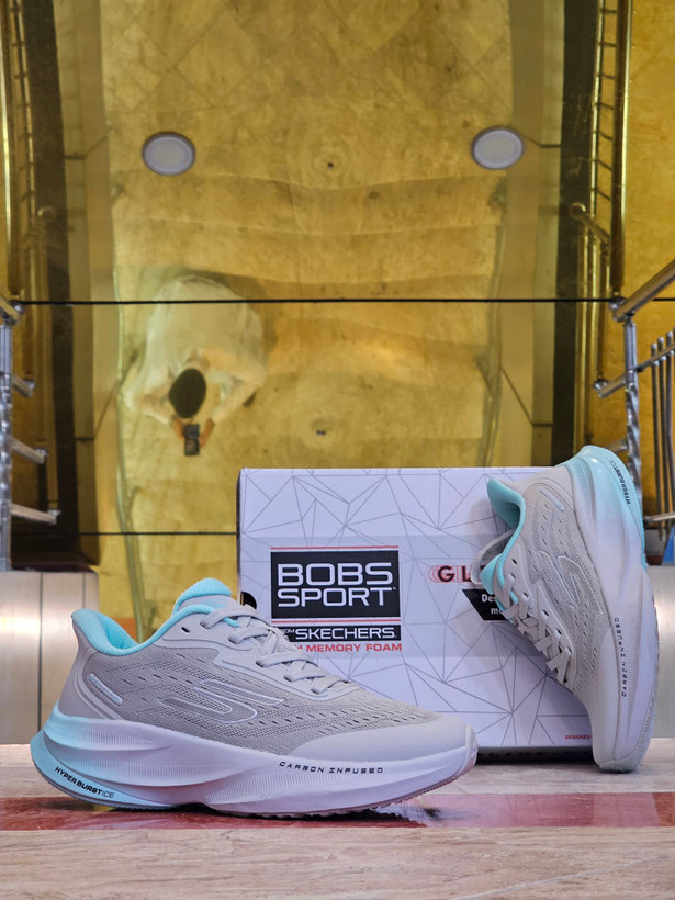 کتونی مسترکوالیتی اسکیچرز هایپربرست کربن/Skechers Hyperburst Carbon/ساخت ویتنام/سایزبندی 37 الی 4۰/ضمانت کالا/فروش به صورت تک و عمده