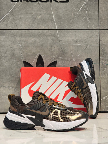 کتونی نایک وی تو کی/سایز ۳۷ الی ۴۵/ساخت ویتنام/Nike V2k Run/ضمانت کالا/فروش تک و عمده