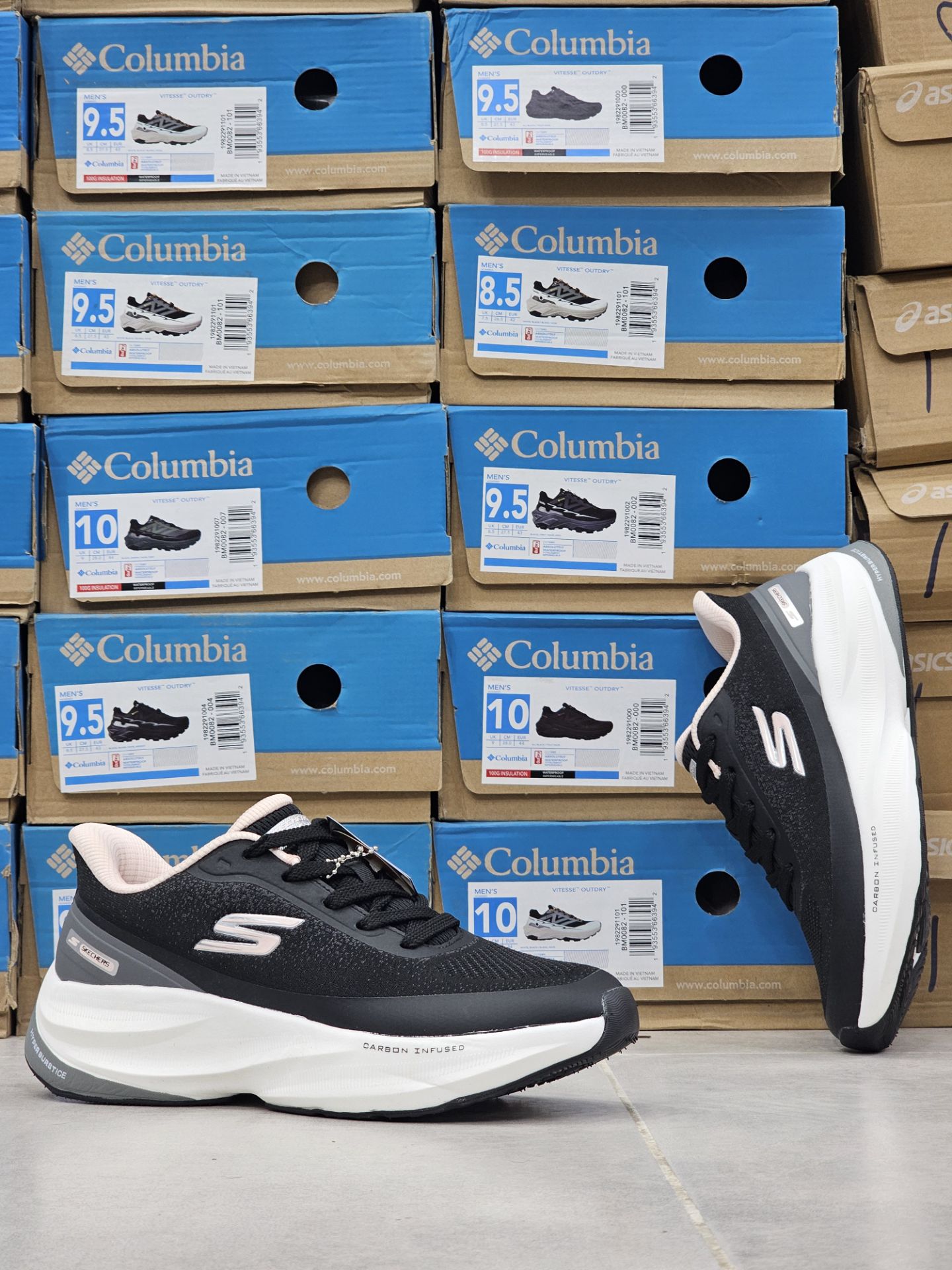 کتونی مسترکوالیتی اسکیچرز هایپربرست کربن/Skechers Hyperburst Carbon/ساخت ویتنام/سایزبندی 37 الی 4۰/ضمانت کالا/فروش به صورت تک و عمده