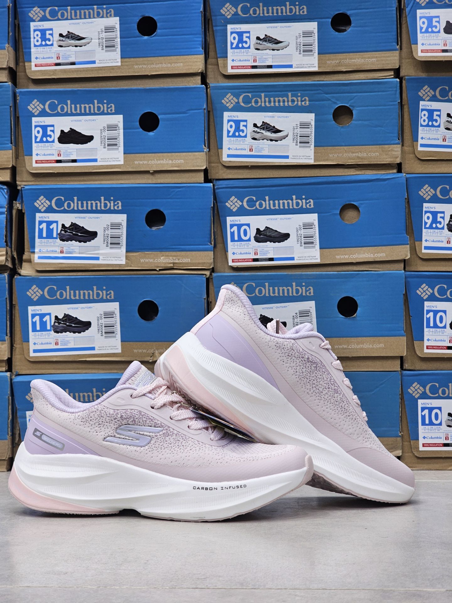 کتونی مسترکوالیتی اسکیچرز هایپربرست کربن/Skechers Hyperburst Carbon/ساخت ویتنام/سایزبندی 37 الی 4۰/ضمانت کالا/فروش به صورت تک و عمده