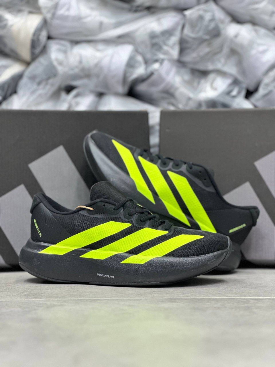 کتونی آدیداس آدی زیرو پرو 4 مسترکوالیتی/سایز ۴۰ الی ۴۵/ساخت ویتنام/Adidas Adizero Pro 4/ضمانت کالا/فروش تک و عمده