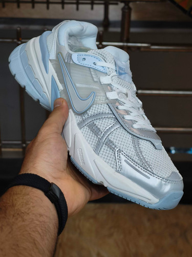 کتونی نایک وی تو کی/سایز ۳۷ الی ۴۵/ساخت ویتنام/Nike V2k Run/ضمانت کالا/فروش تک و عمده