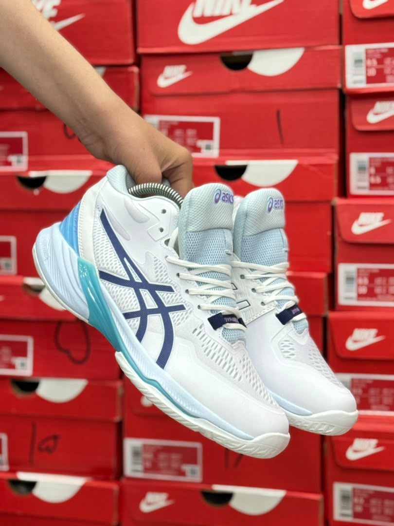 کتونی والیبال اسیکس اسکای الیت FF 2 مسترکوالیتی/سایز ۴۰ الی ۴۵/ساخت ویتنام/ASICS Sky Elite FF 2/ضمانت کالا/فروش تک و عمده