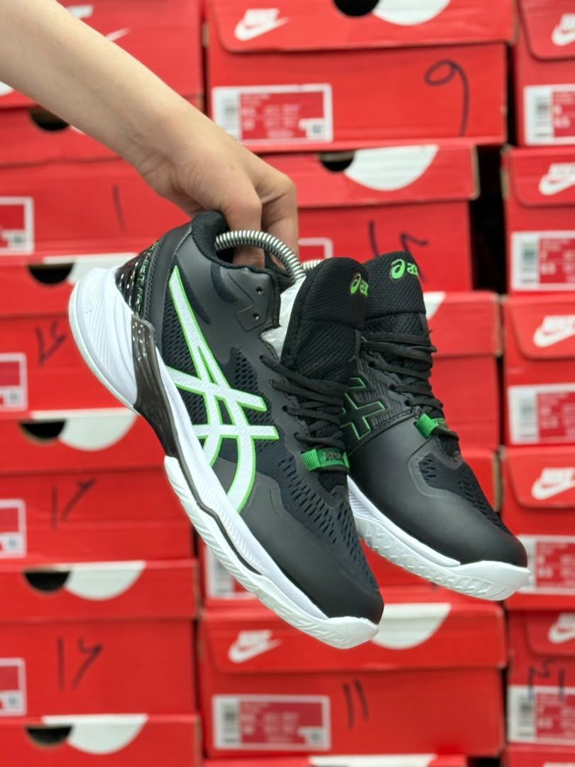 کتونی والیبال اسیکس اسکای الیت FF 2 مسترکوالیتی/سایز ۴۰ الی ۴۵/ساخت ویتنام/ASICS Sky Elite FF 2/ضمانت کالا/فروش تک و عمده