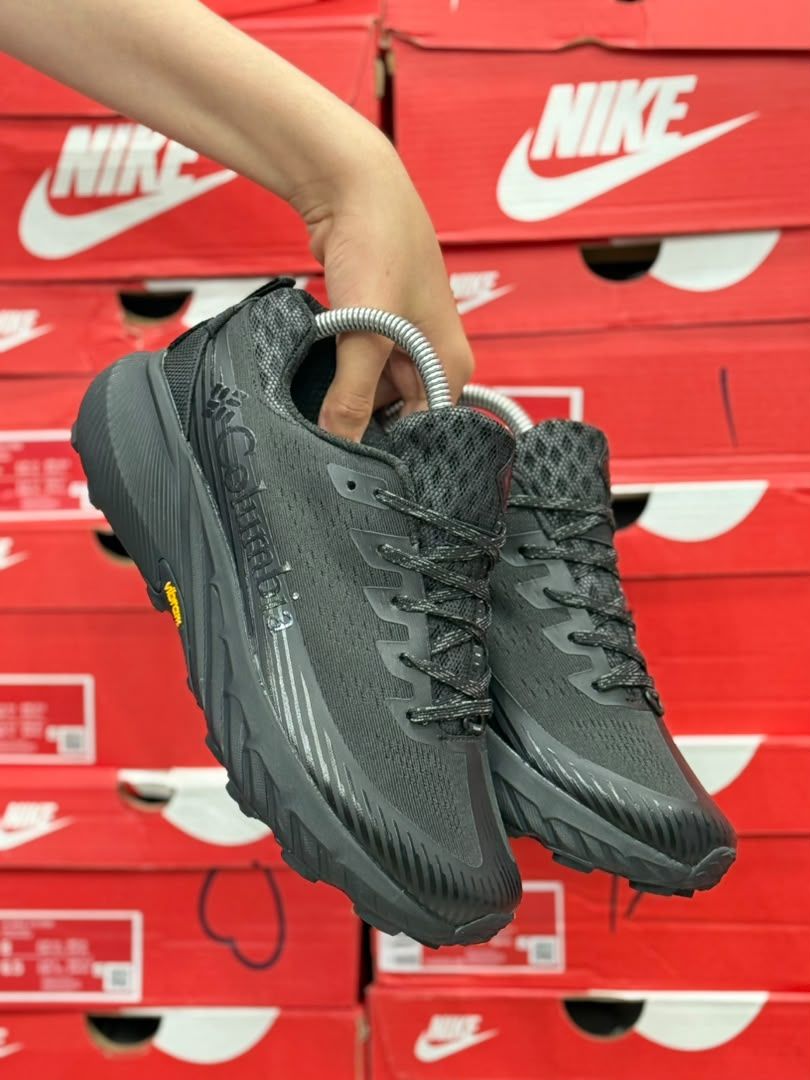 کتونی طبیعت‌گردی کلمبیا با زیره ویبرام/سایز ۴۰ الی ۴۵/ساخت ویتنام/ Columbia OutDry Vibram/ضمانت کالا/فروش تک و عمده