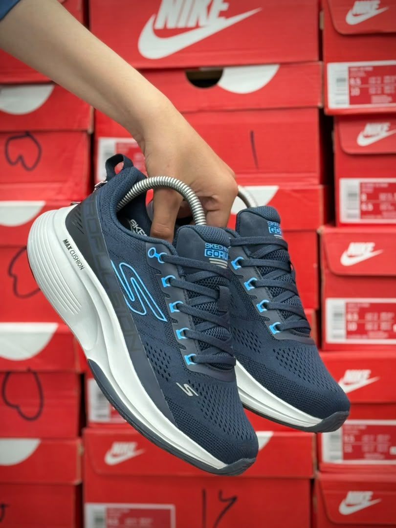 کتونی مسترکوالیتی اسکیچرز مکس کوشن پروپالشن/سایز 40 الی 45/ساخت ویتنام/Skechers Max Cushioning Propulsion/ضمانت کالا/فروش تک و عمده