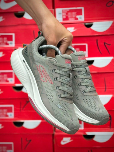 کتونی مسترکوالیتی اسکیچرز مکس کوشن پروپالشن/سایز 40 الی 45/ساخت ویتنام/Skechers Max Cushioning Propulsion/ضمانت کالا/فروش تک و عمده