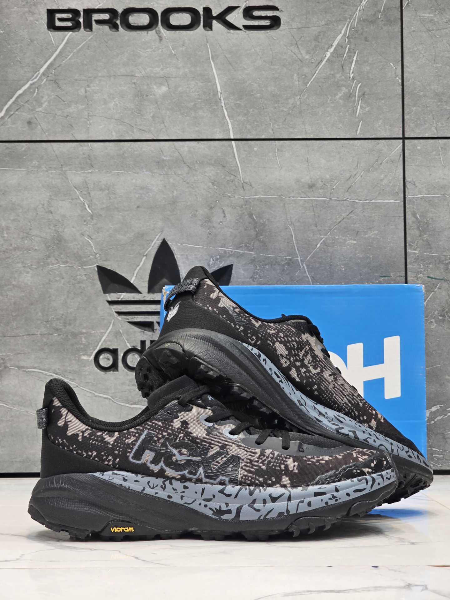 کتونی تریل هوکا اسپیدگوت 6 مسترکوالیتی/سایز ۴۰ الی ۴۵/ساخت ویتنام/HOKA Speedgoat 6/ضمانت کالا/فروش تک و عمده