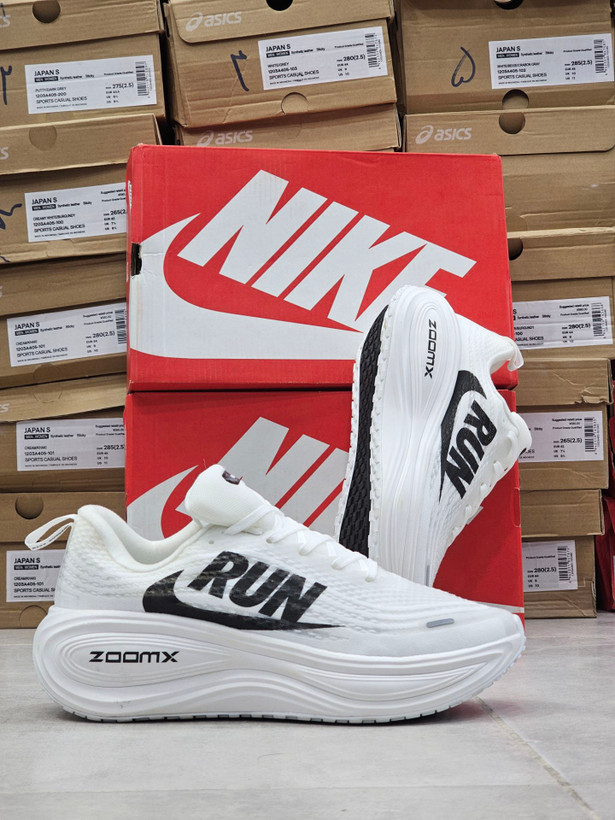 کتونی رانینگ نایک ایر زوم وومرو پلاس مسترکوالیتی /سایز 38 الی 45 /ساخت ویتنام/Nike Air Zoom Vomero Plus /ضمانت کالا /فروش تک و عمده