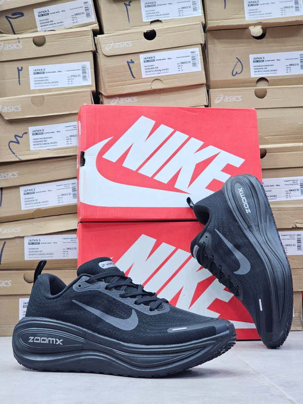 کتونی رانینگ نایک ایر زوم وومرو پلاس مسترکوالیتی /سایز 38 الی 45 /ساخت ویتنام/Nike Air Zoom Vomero Plus /ضمانت کالا /فروش تک و عمده