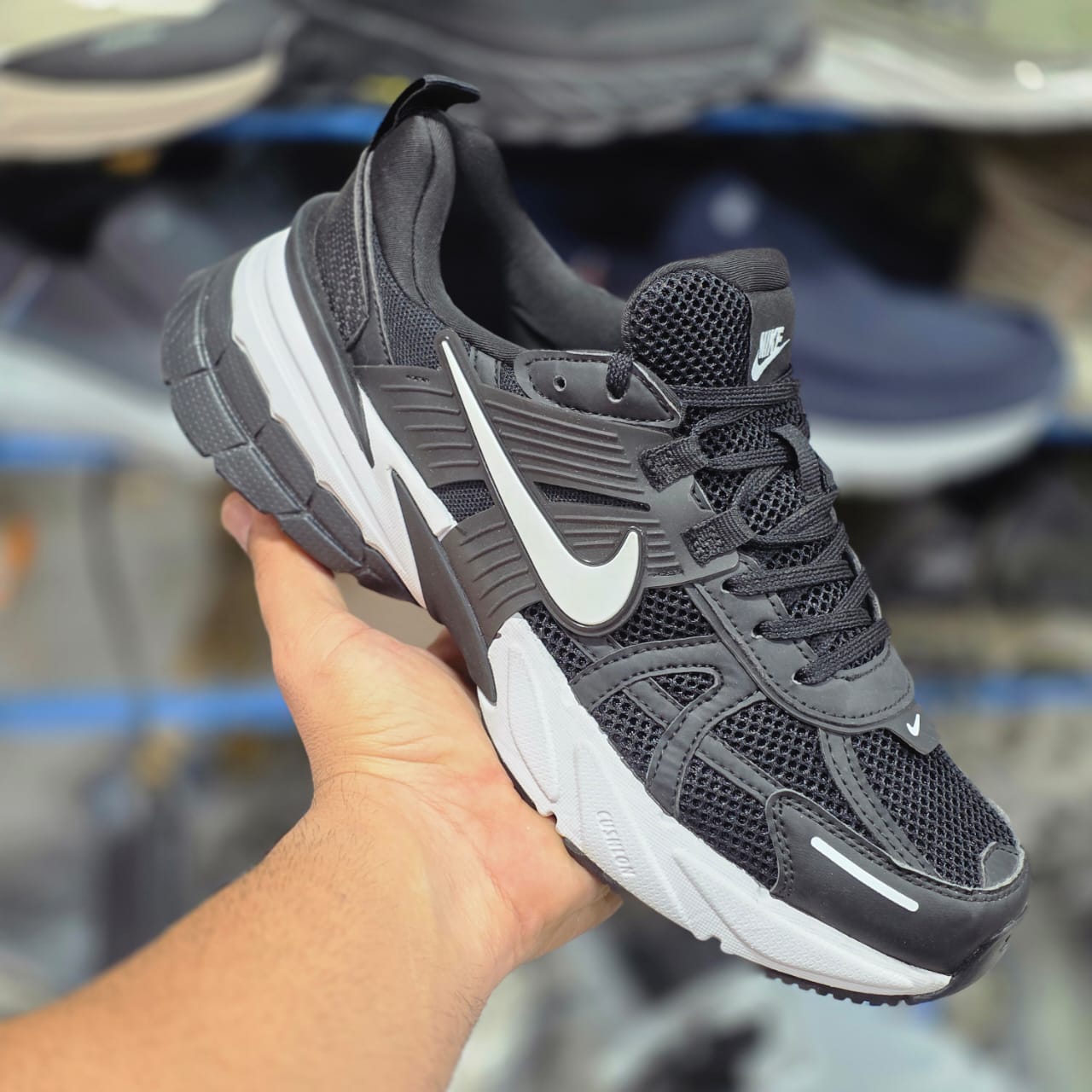 کتونی ویتنامی نایک کشلون | وارداتی ویتنام |  باجعبه  Nike V2k Run سایز بندی کامل 37 تا 45