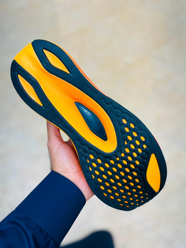 کتونی رانینگ اسیکس مجیک اسپید مسترکوالیتی /سایز ۴۰ الی ۴۵ /ساخت ویتنام /ASICS MAGIC SPEED /ضمانت کالا/فروش تک و عمده