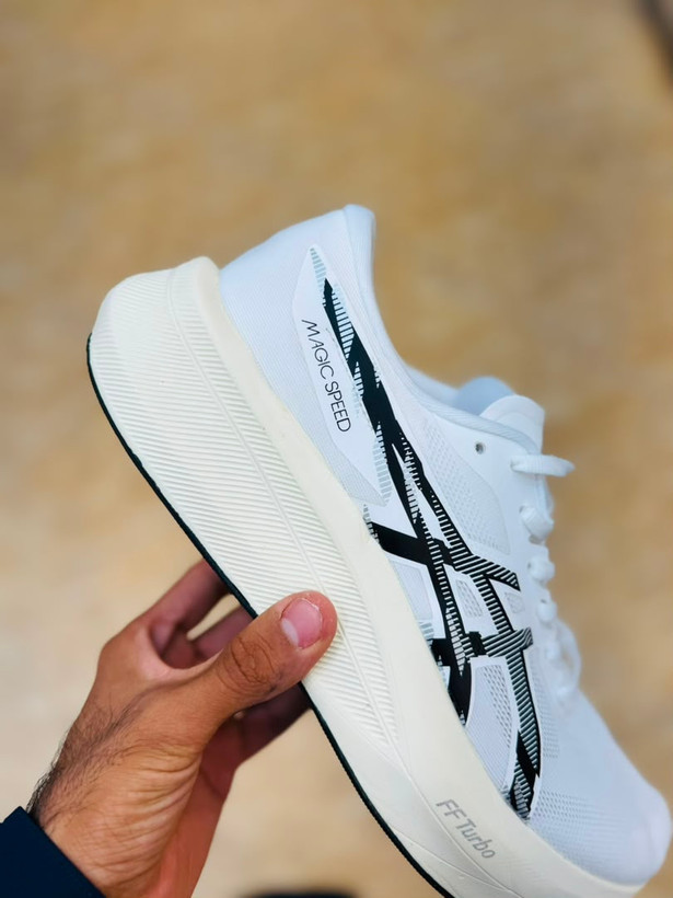 کتونی رانینگ اسیکس مجیک اسپید مسترکوالیتی /سایز ۴۰ الی ۴۵ /ساخت ویتنام /ASICS MAGIC SPEED /ضمانت کالا/فروش تک و عمده