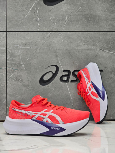 کتونی رانینگ اسیکس مجیک اسپید مسترکوالیتی /سایز ۴۰ الی ۴۵ /ساخت ویتنام /ASICS MAGIC SPEED /ضمانت کالا/فروش تک و عمده